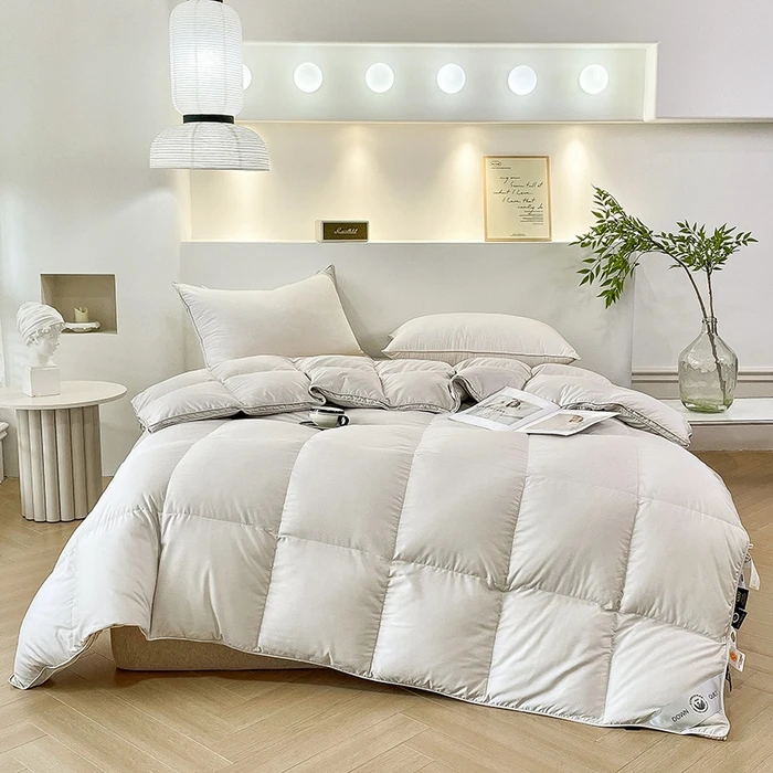 Luxury-Home-Four-Season-Lightweight-100-Cotton-Eco-Friendly-Hypoallergenic-Quilted-Bedding-Quilt-White-Goose-Duvets-Comforters