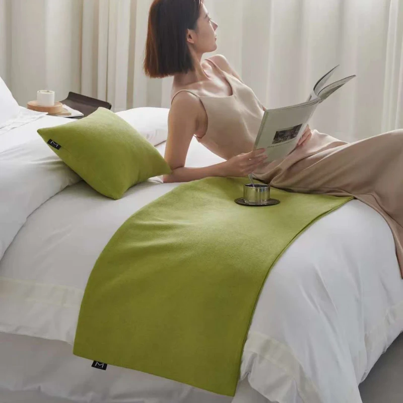 Luxury-Hotel-Bedding-Set-Bed-Linens-Custom-Color-Green-Bed-Runner