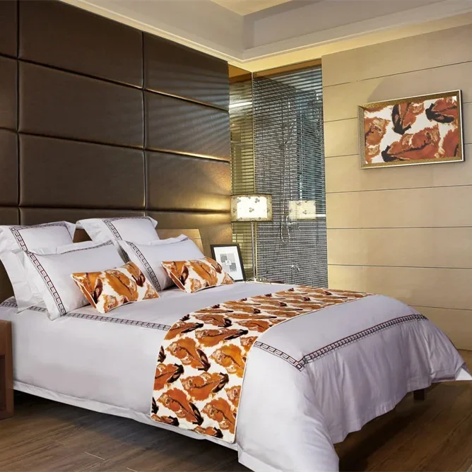 Luxury-Quality-Printed-Hotel-Bed-Runners-Design