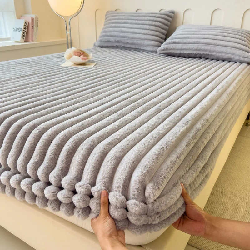 Luxury-Striped-Bedspreads-Coverlets-Faux-Fur-Bed-Cover-Mattress-Cover-Plush-Bedsheet-Cover-Soft-Warm-Bed-Sheet-for-Home-Hotel