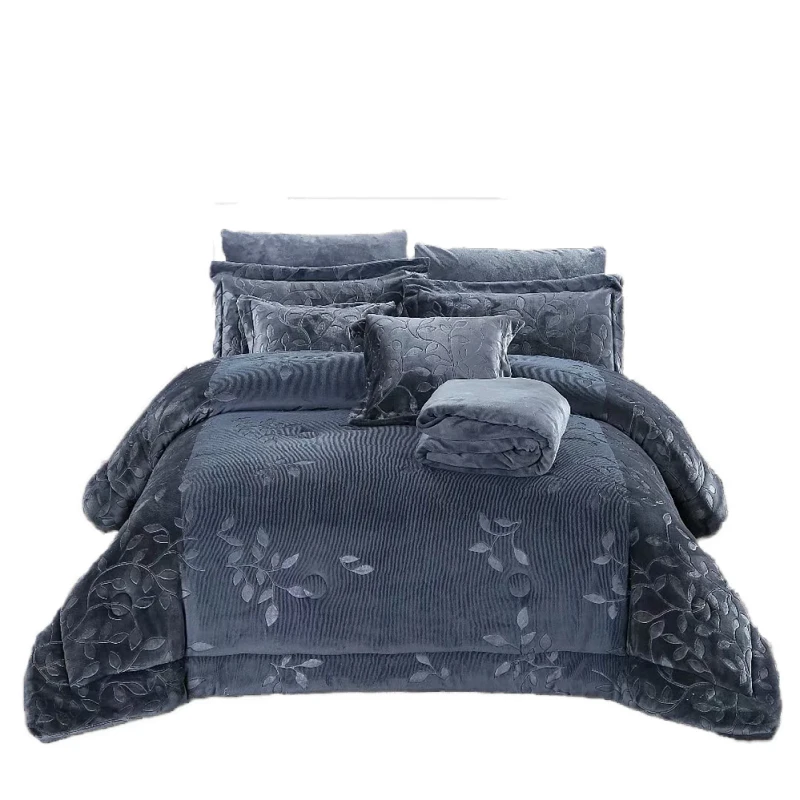 Manufacturer-Best-Soft-Warm-Bedding-Custom-Bed-Comforter-Sets-for-Hotel-Home