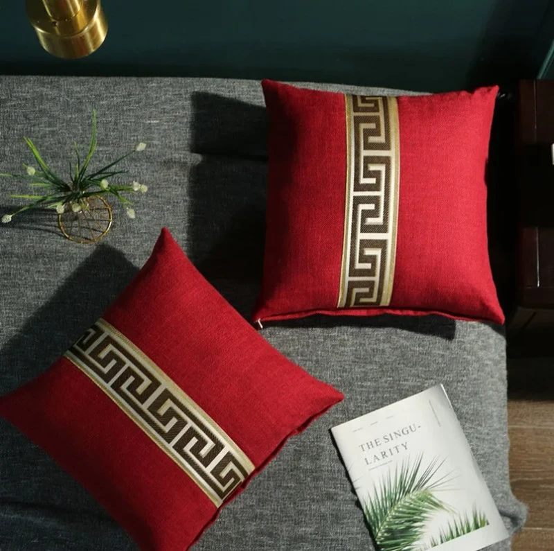 Modern-Farmhouse-Decor-Christmas-Throw-Pillow-Greek-Key-Red-Square-Cushion-Cover-Soft-Woven-for-Couch-Sofa-Bed-Home-Decor
