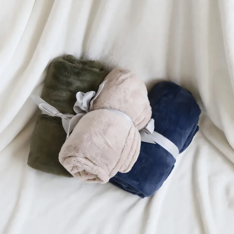 Multi-Color-BlanketThrows-Solid-Color-Flannel-Gift-Small-Luxury-Throw-Blanket-for-Sofas
