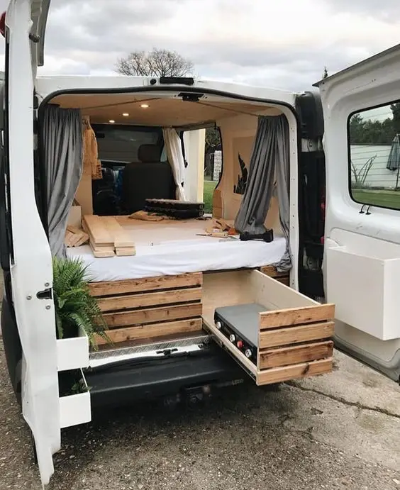 Multi-functional-RV-Bed-With-Drawer-Large-Storage-Space-Aluminum-RV-Furniture-Aluminum-Honeycomb-Panel-RV-Accessories