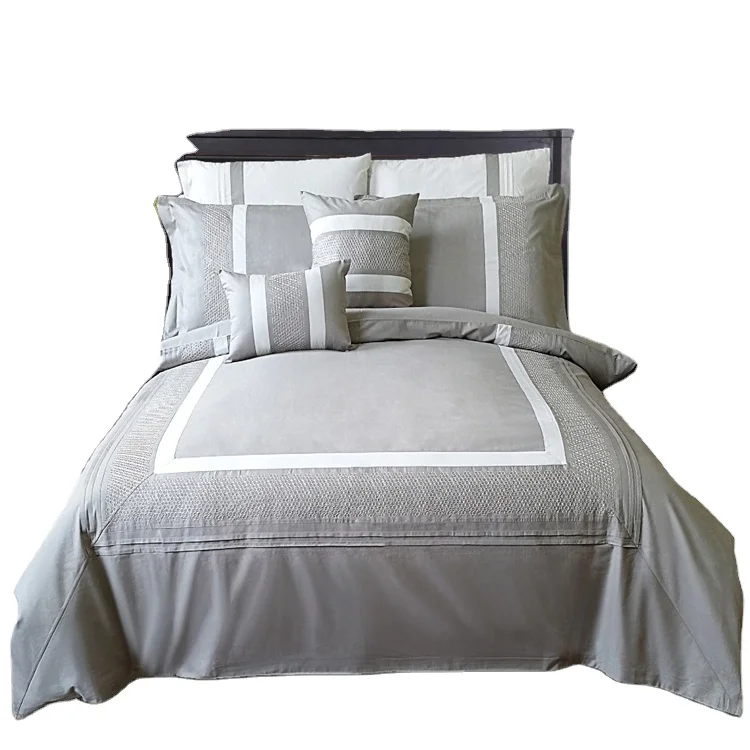 New-Design-Hot-Selling-Luxury-Custom-Embroidery-Bed-Comforter-Set