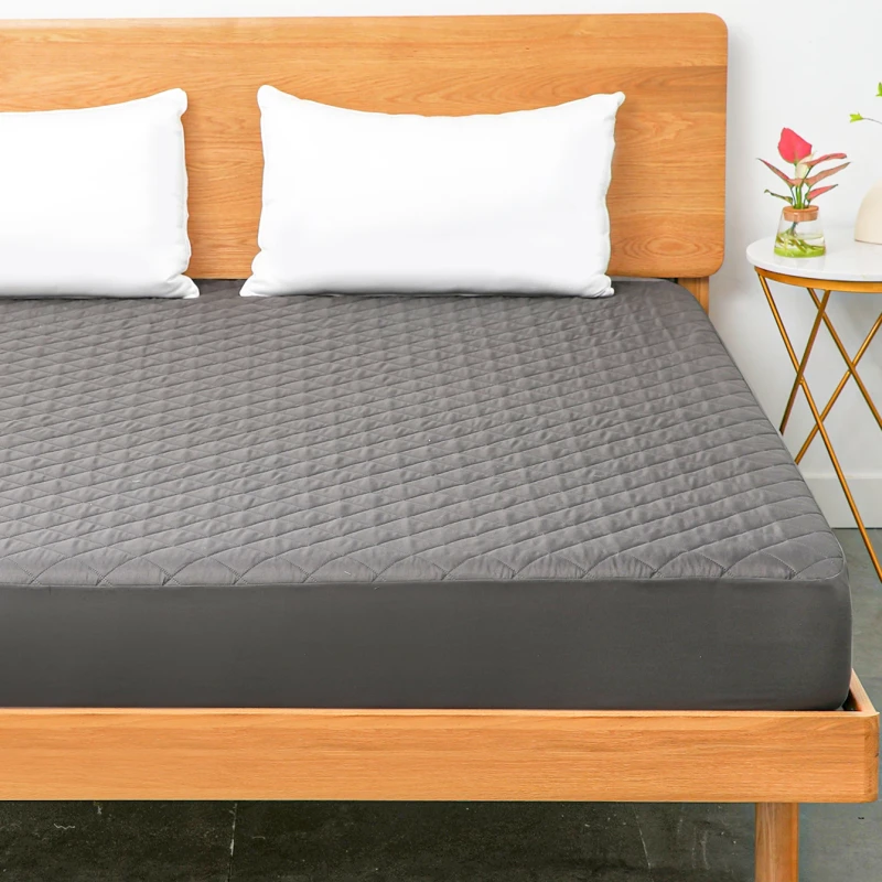 Non-Woven-Fabric-Waterproof-Mattress-Protector-Breathable-Soft-Bedspread-for-All-Sizes-Hospital-Use-Folding-Mat
