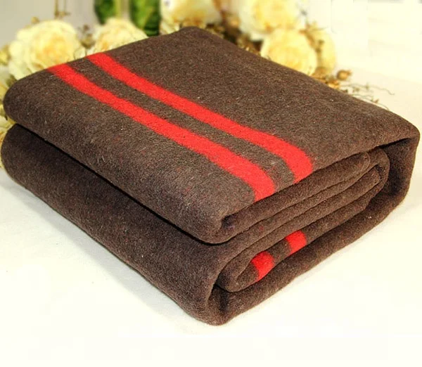 Olive-Green-Raschel-Blanket-Tent-Factory-Direct-for-Rescue-and-Disaster-Relief
