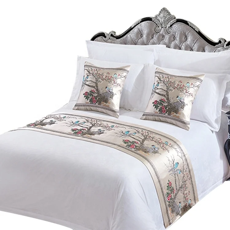 Polyester-Jacquard-Luxury-Size-of-Queen-King-Hotel-Decorative-Bed-Runner