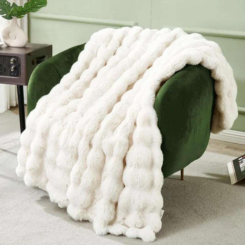 Polyester-Warm-White-Luxury-Blankets-Throws-Rabbit-Fur-Blanket-For-Winter