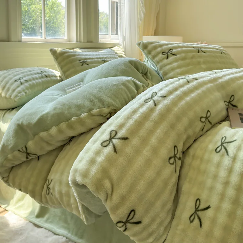 Printed-Geometric-Soft-Bubble-Fleece-Reactive-Printed-4-Piece-European-American-Style-Bed-Sheet-Pillowcases-Disposable-Bedding