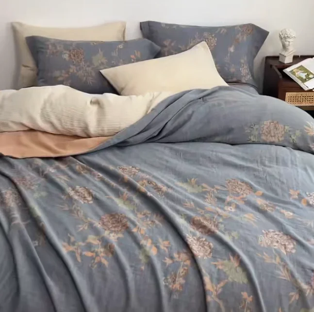 Pure-Cotton-Double-Layers-Jacquard-300tc-All-Season-Four-Piece-Bedding-Set