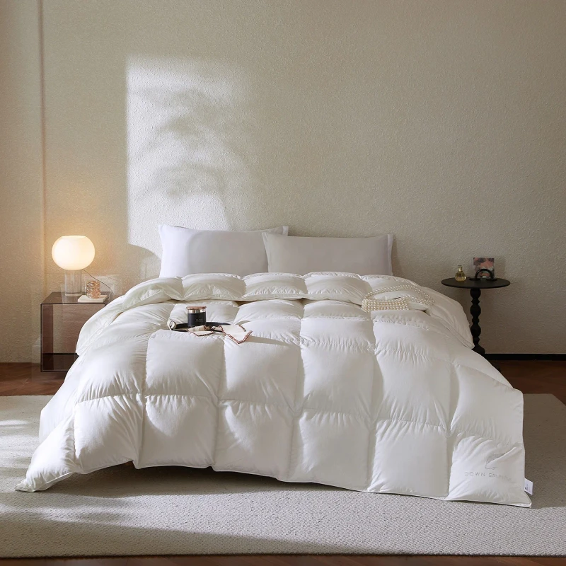 Pure-White-Light-Fluffy-Quilted-Seam-95-Goose-Breathable-Hypoallergenic-Comforter-Duvet