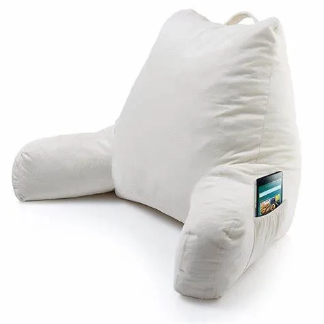 Removable-Cover-Reading-Pillow-with-Knitted-Technique-and-Neck-Support