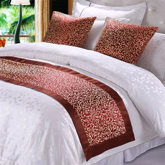 Simple-Luxury-Appearance-Bed-Runner-Bed-Linens