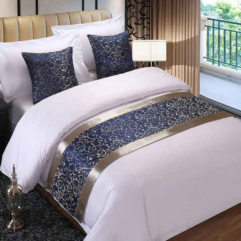 Size-Design-of-Quilt-for-Professional-Bedding-Suppliers-Bed-Runner-Suit