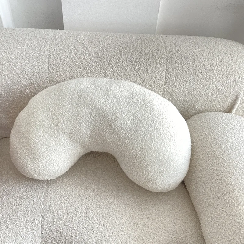 Soft-Decorative-Velvet-Pillows-Modern-Design-Polyester-Cushion-Plush-Throw-Pillows-Home-Decor-Knotted-Sofa-Cashew-Pillow