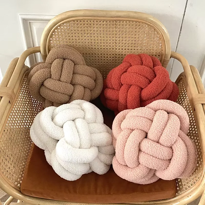 Soft-and-Comfortable-Knot-Ball-Throw-Pillow-Decorative-Throw-Pillows