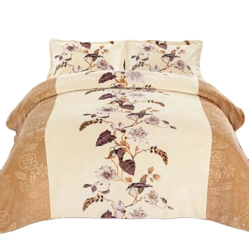 Soft-and-Warm-Winter-Bedding-Set-Comforter-Floral-Comforter-Set-Muslin-Comforter