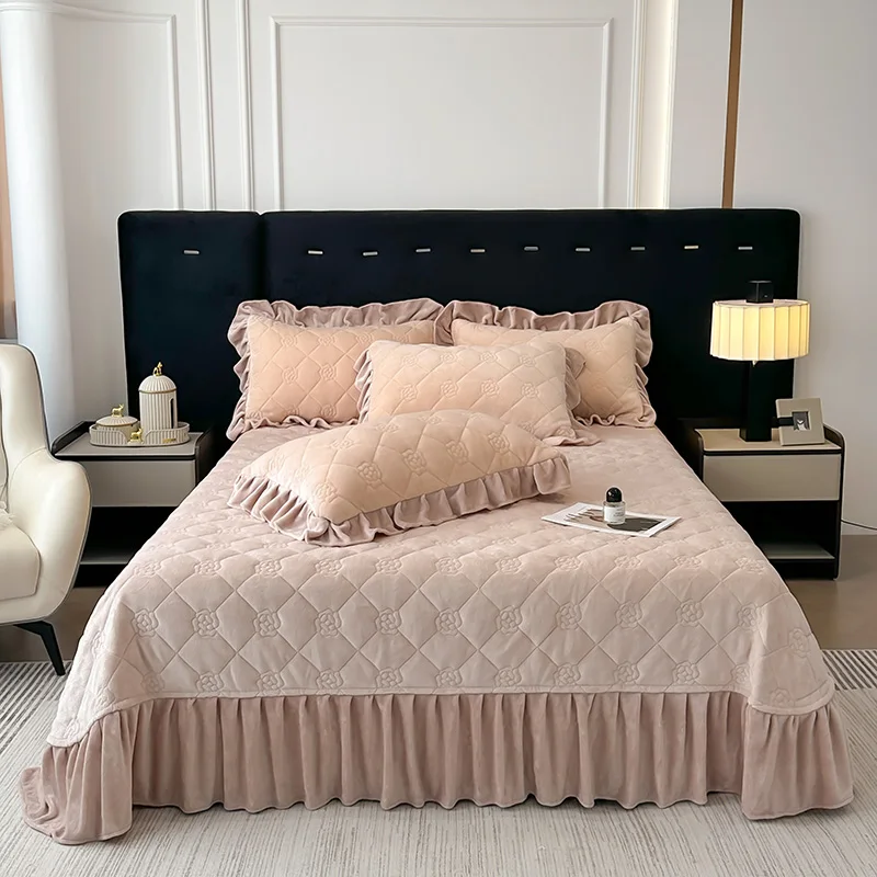 Solid-Color-Light-Luxury-Milk-Velvet-Bed-Cover