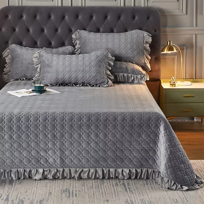 Solid-Color-Thick-Bed-Cover-Soft-Crystal-Velvet-Fleece-Quilted-Ruffle-Bedspread-Coverlet-Bed-Skirt-Sheet-Pillowcases