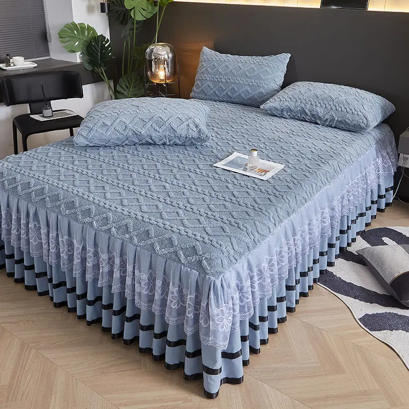 Thickened-Milk-Fleece-Winter-Thick-Bed-Sheet-with-Fleece-Coral-Fleece-Lace-Style-Full-Coverage-Bedspread-Fleece-Lace-Bed-Skirt