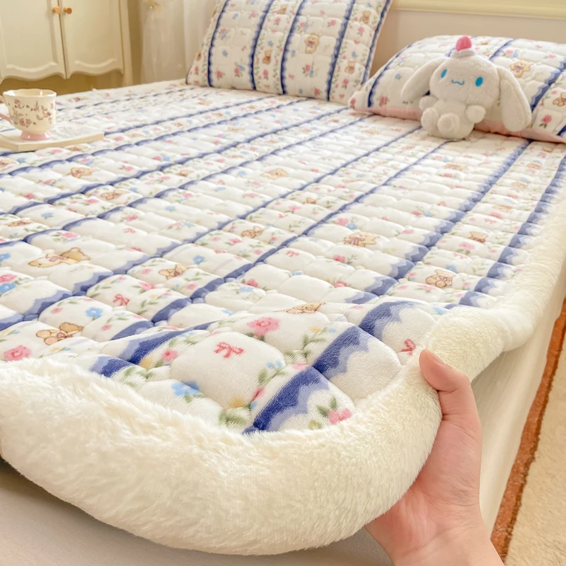 Thickened-Quilted-Milk-Fleece-Mattress-Topper-Non-slip-Warm-Cartoon-Rainbow-Mattress-Pad-Protector-for-Winter-Bedding