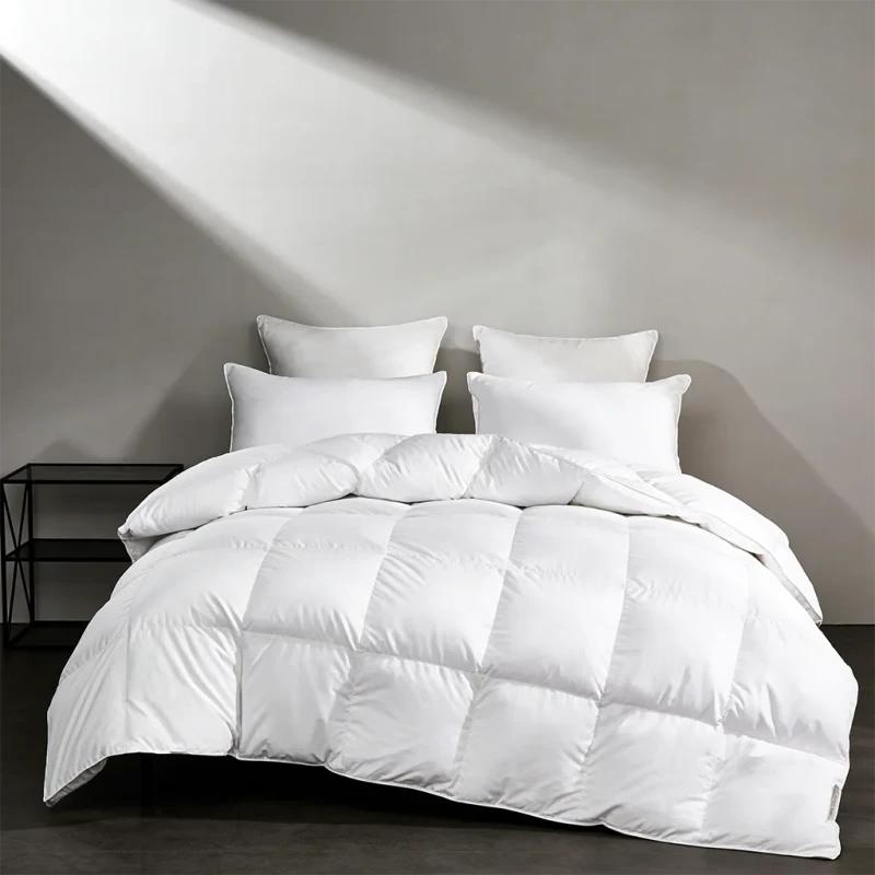Warm-Breathable-Down-Feather-Quilt-Soft-Cozy-Fluffy-Sleeping-Down-Comforter