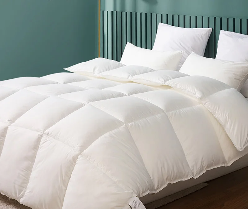 Warm-Quilts-Quilted-Cotton-Polyester-Duvet-Polyester-Blend-Super-Light-for-Home-and-Hotel-Duvet