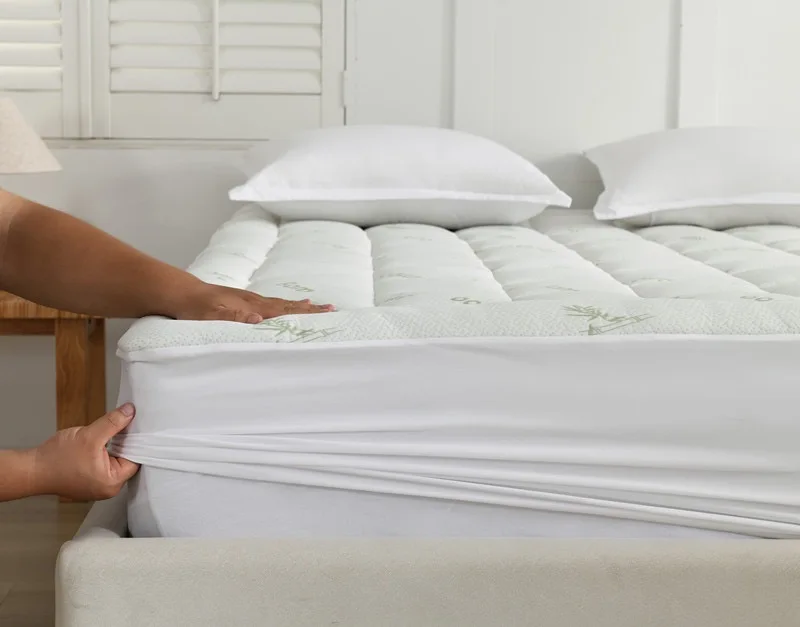 Waterproof-Mattress-Pad-Breathable-Quilted-Fitted-Mattress-Protector-With-Deep-Pocket-Stretches-up-to-21-Inches
