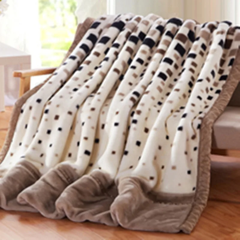 Winter-Warm-Raschel-Blanket-Soft-Thick-Flannel-with-Solid-Pattern-Knitted-Technique-for-Winter-Use